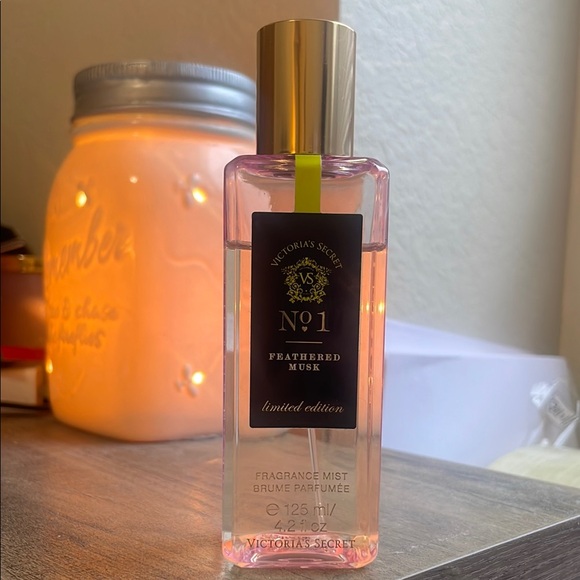 Victoria's Secret No. 1 Feathered Musk